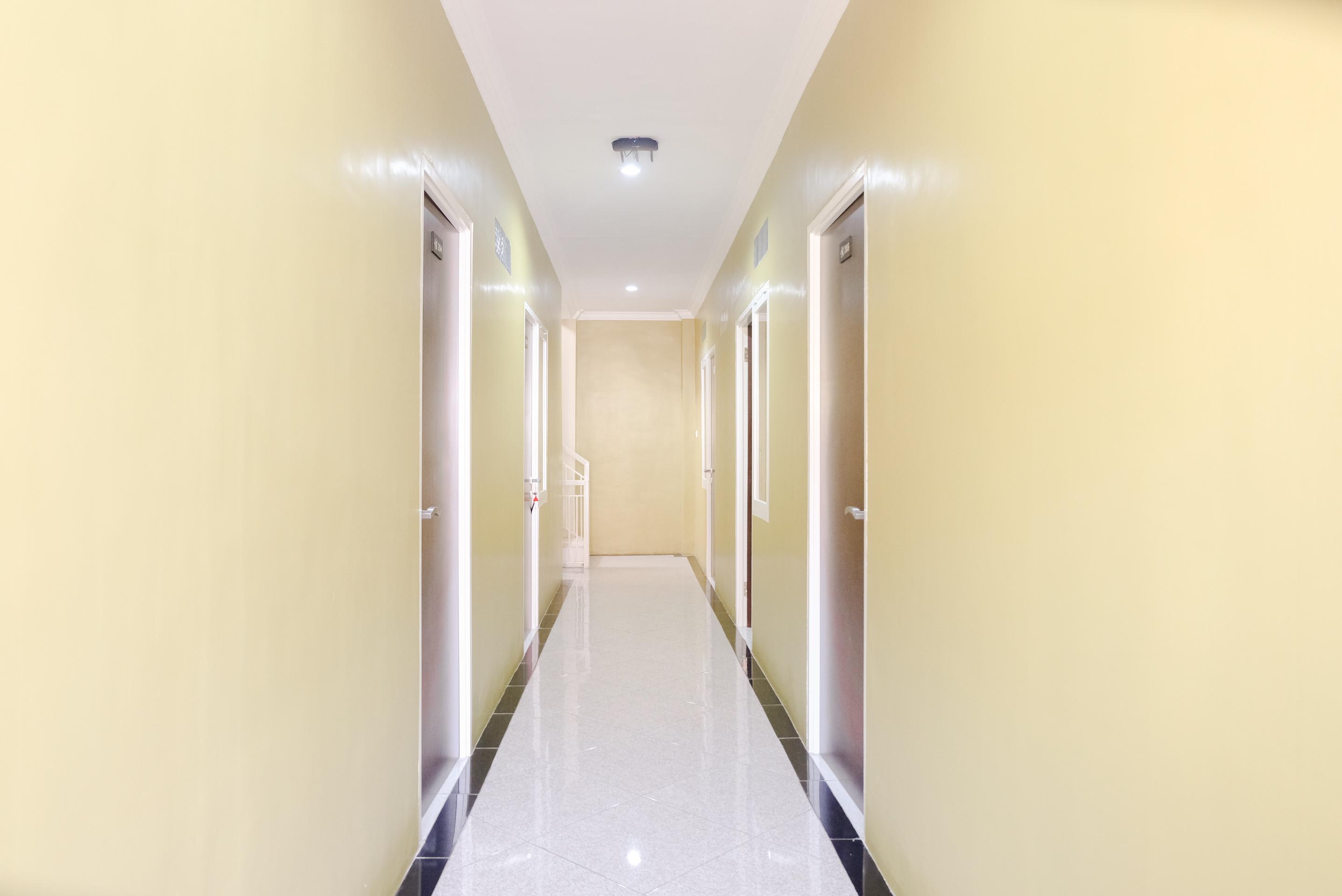 Noura Guest House Syariah Malang Exterior photo