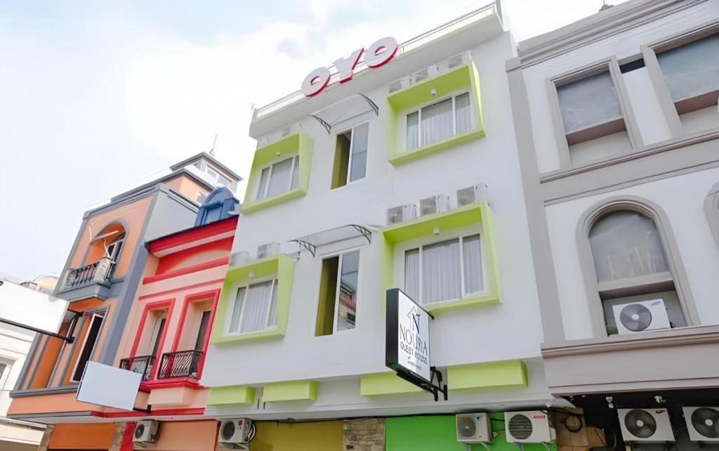 Noura Guest House Syariah Malang Exterior photo
